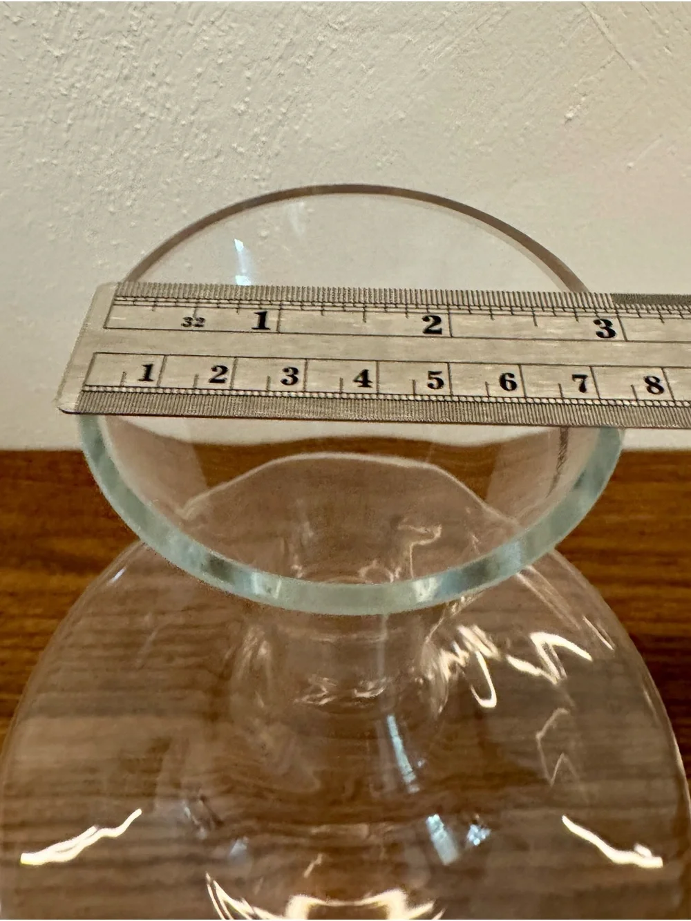 Wine Enthusiast Vivid Decanter-Classically Shaped for the Perfect Pour